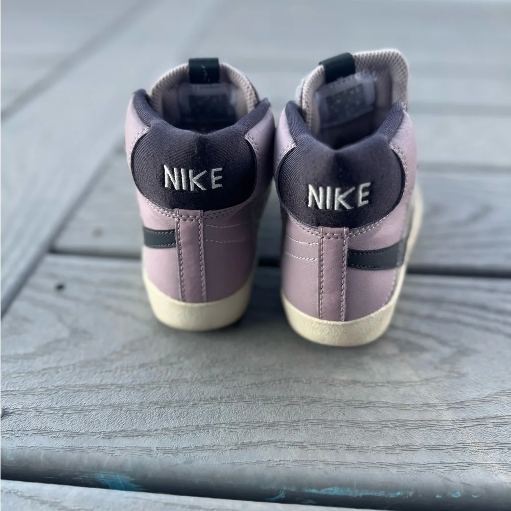 Nike Court Borough Mid Girls Sneakers Purple Gray Youth Size 11